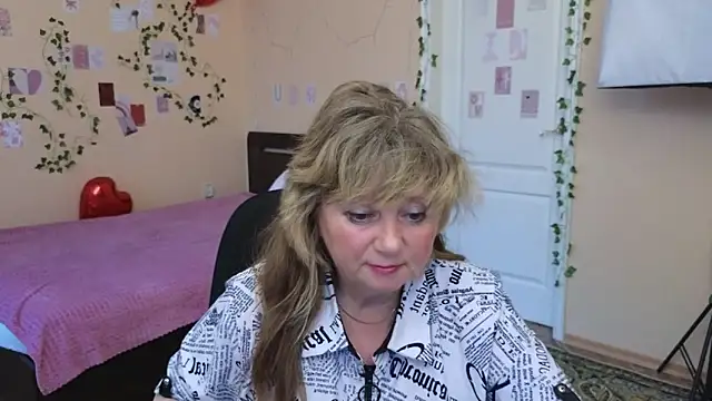 Melania_Cook XXX чат на живо