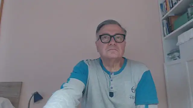 YOU6me's Live XXX Chat