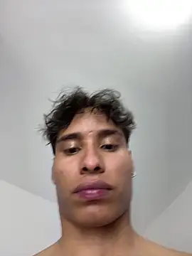 NelModel1 Live XXX-chat