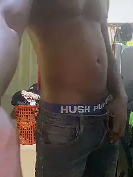 Chat +18 de Pornhouse420 ao vivo