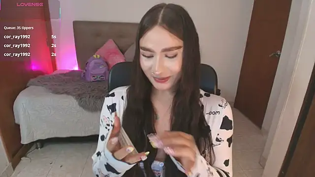 Czat XXX na żywo – Miley_Baker
