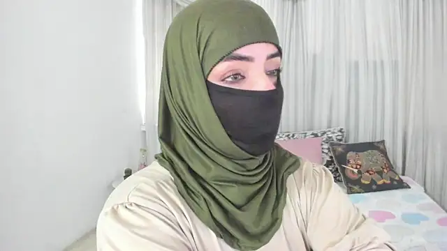 Chat XXX en directo de Uzra_hayed