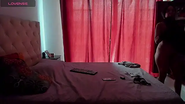 LUISSA_ 现场XXX聊天