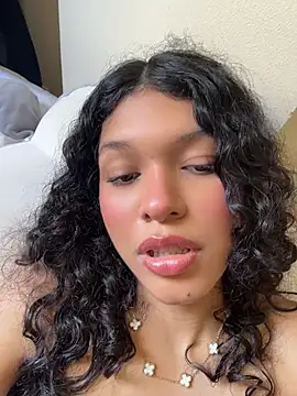 Sophiemoo_ Chat XXX in diretta