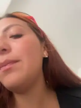 Scarlett_tour Chat XXX in diretta