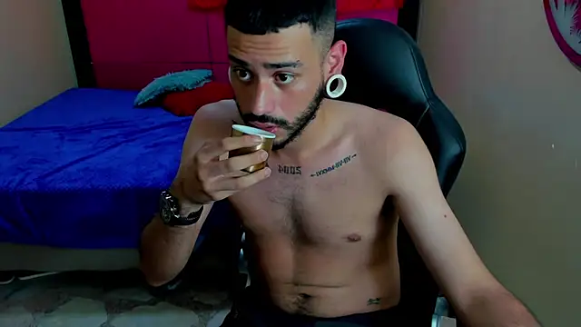 Chatroom XXX en direct de BrunoCarzon
