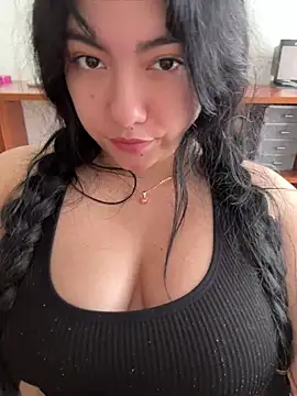 Yui-Ch06 Adlı Modelin Canlı XXX Sohbeti