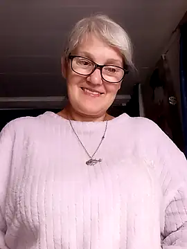 irinamaux's Live XXX Chat