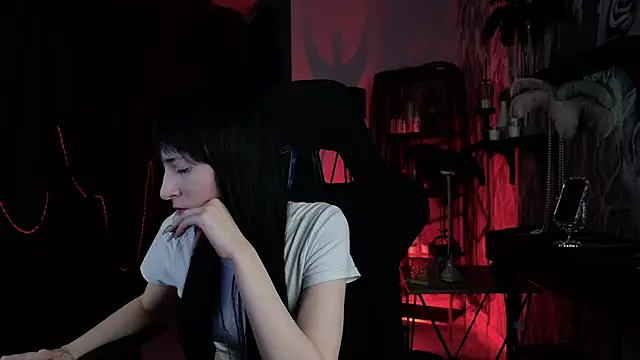 SeraphineSparda – Live XXX-chat
