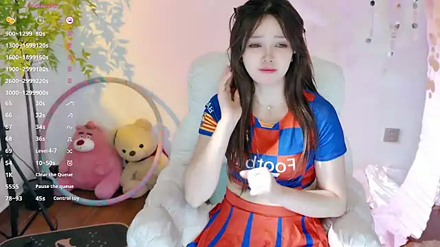 Chat XXX ao vivo de Yiluo95