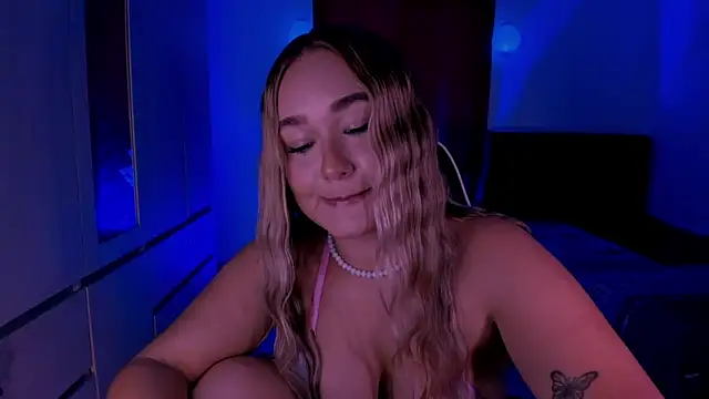 SamanthaConnor_5's Live XXX Chat