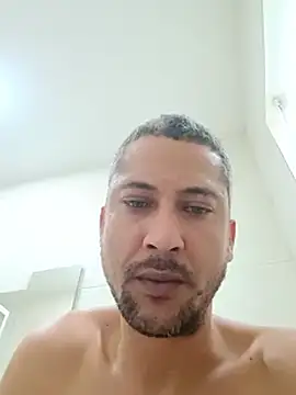 Chat XXX ao vivo de Arrombador20