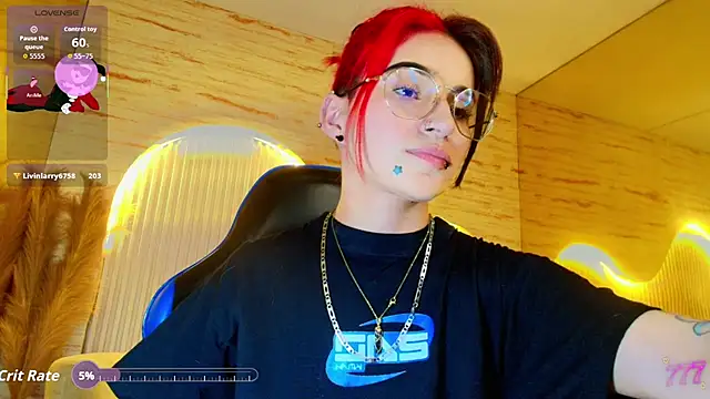 Moon_Red_r's Live XXX Chat