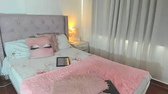 destinysweet21's Live XXX Chat