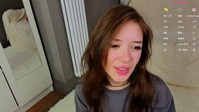 Chatroom XXX en direct de tinyanie