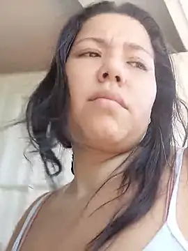 LaDiabla_31's Live XXX Chat
