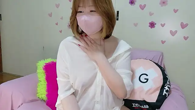 XXX chat uživo modela nana_desu