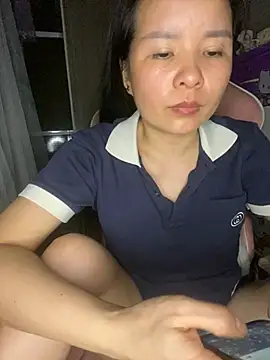 Ivy_Trix2 Obrolan Langsung XXX