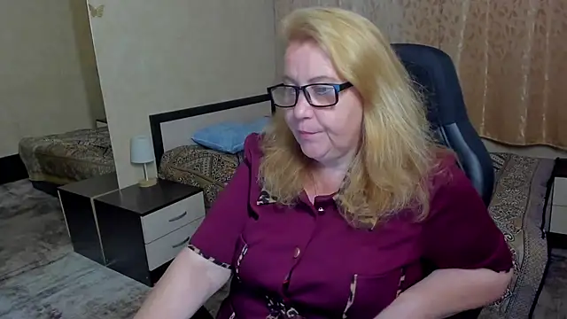 Frau_Marta: απευθείας συνομιλία ΧΧΧ