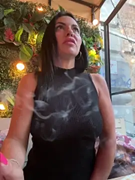 دردشة KimKelly13 الجنسية المباشرة