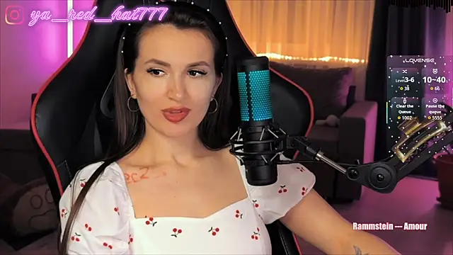 Živý XXX chat -RED_HAT-
