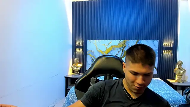 AlessandroFranco 라이브 XXX 채팅