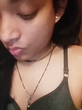 Živý XXX chat SweetTsAngel