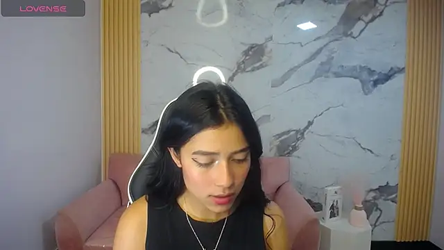 HotStreawberry_ch's Live XXX Chat