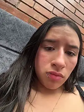 LilyRossi_ 现场XXX聊天