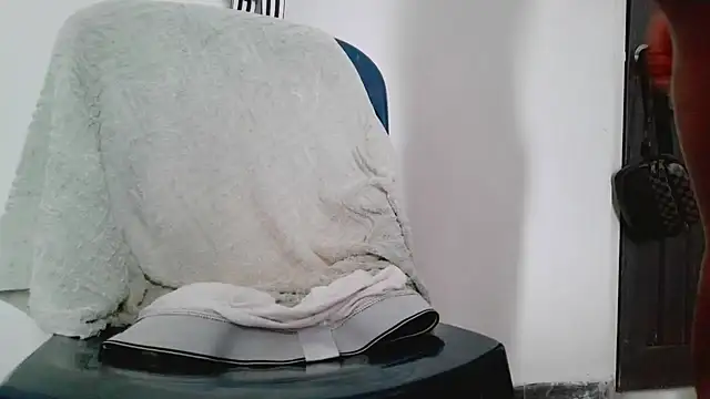 Chat +18 de Alphadavid_23 ao vivo