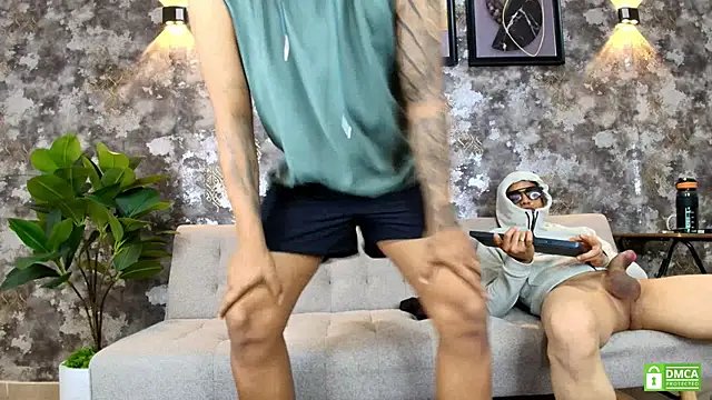 Živý XXX chat Alejandro_and_Deiby