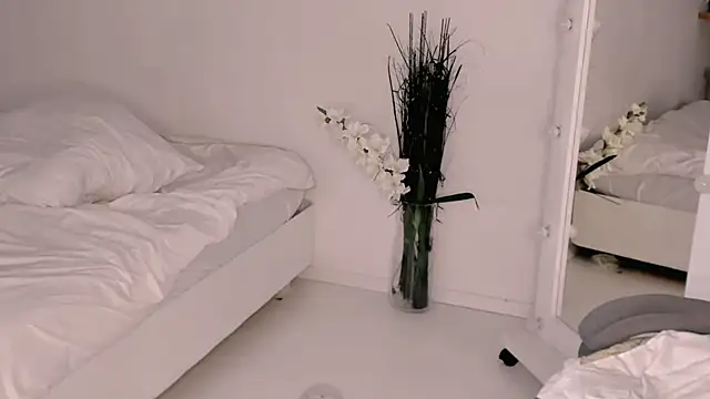 Your_Lili: онлайн-секс-чат