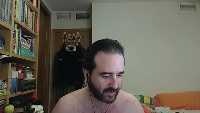 curiosillo83 live XXX chat
