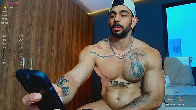 massimo_viscontin Live XXX chat