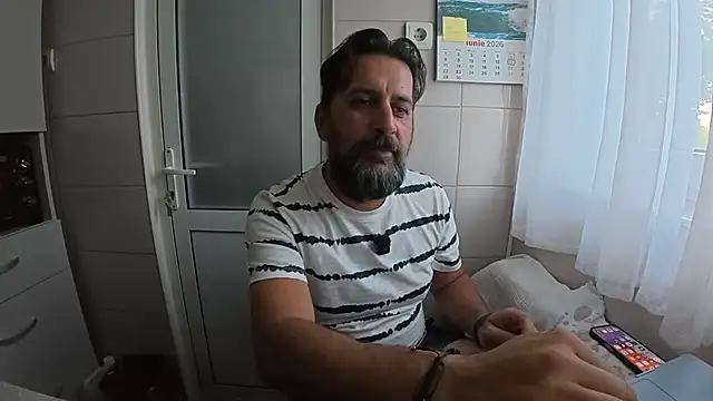 Chatroom XXX en direct de TARKAN1