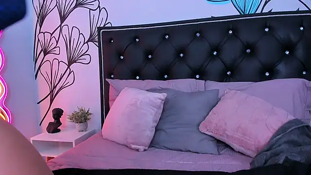 Chat +18 de Sweet_Ariadna_ ao vivo