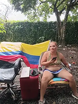 hotandfierylatinos2023 라이브 XXX 채팅