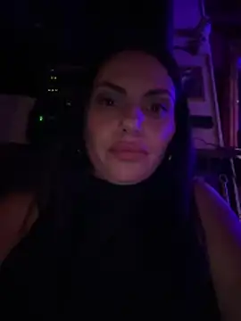 KimKelly13 现场XXX聊天