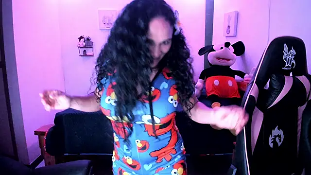 צ'אט XXX בשידור חי של rayza_mature_154