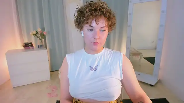 แชท XXX สดของ MelittaStorrie