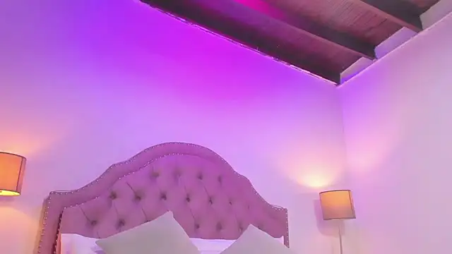 Mia_Culpa Adlı Modelin Canlı XXX Sohbeti