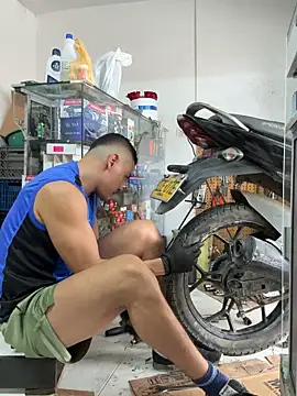 Paul22cm- Live XXX Chat