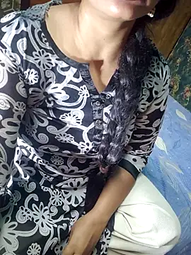 Shalini_telugu09 Webcam-Show