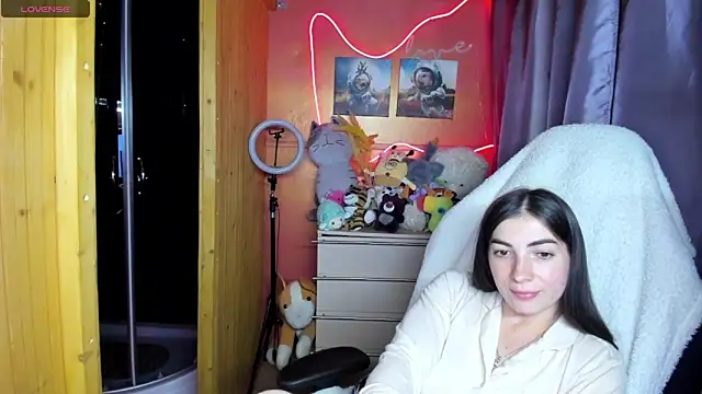 Fiery_Brunette_'s Live XXX Chat