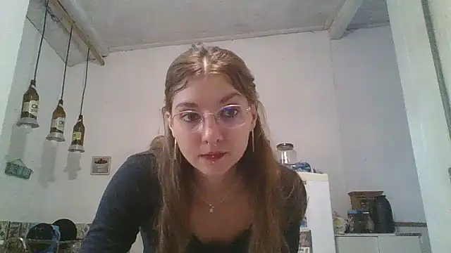 SweetyBabyDemon's Live XXX Chat