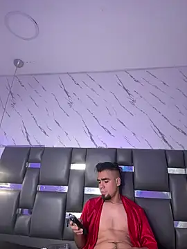 Chat +18 de PittAndLunaa ao vivo