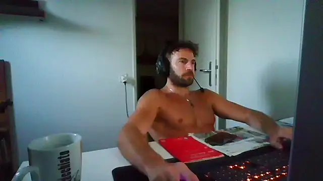 Онлайн чат XXX alpha-hunk