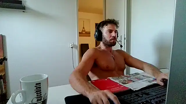 alpha-hunk Chat XXX live