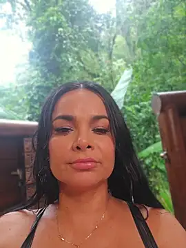 CataleyaRusso's Live XXX Chat
