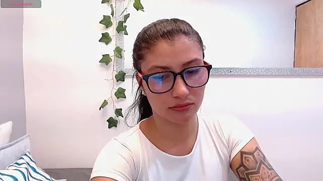 Chat +18 de louis_k ao vivo